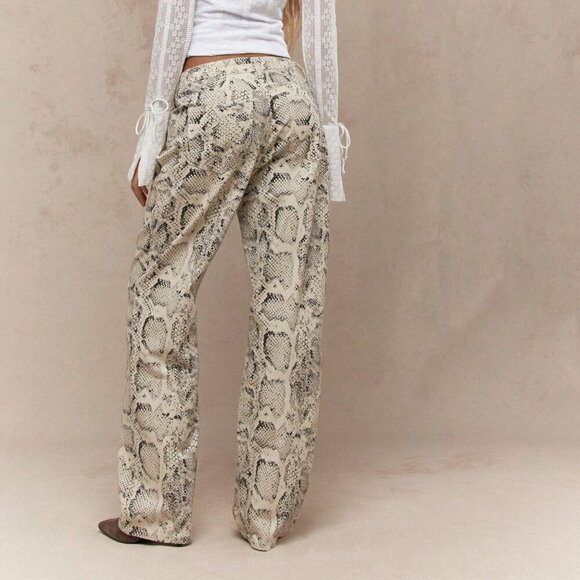 Multicolor Casual Women's Western Snake Print Wide Leg Jeans - Picture 2 of 4